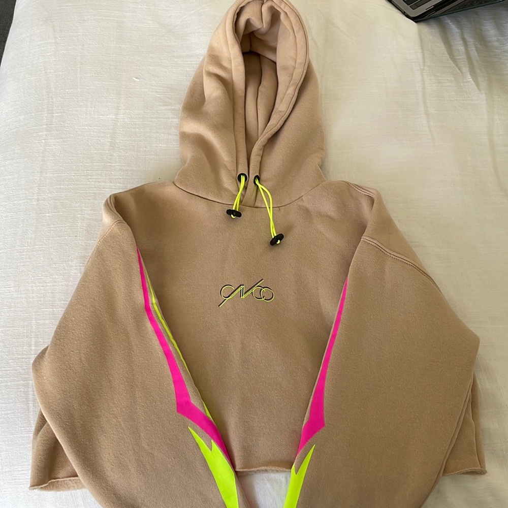 CNCO World Tour Cropped Sweatshirt/Hoodie Size Small